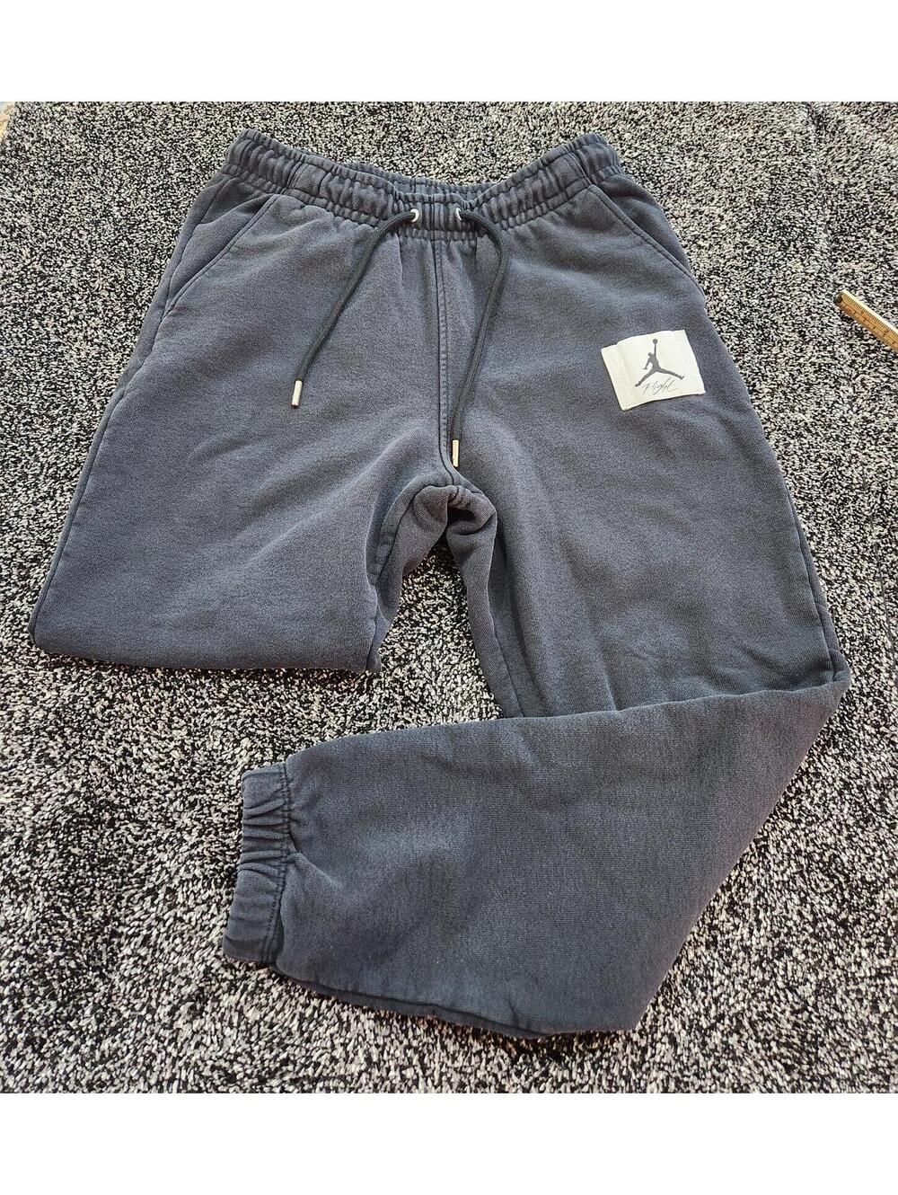 Nike Air Jordan Jogger Sweatpants Men Small Flight Essentials Workout Gym Black